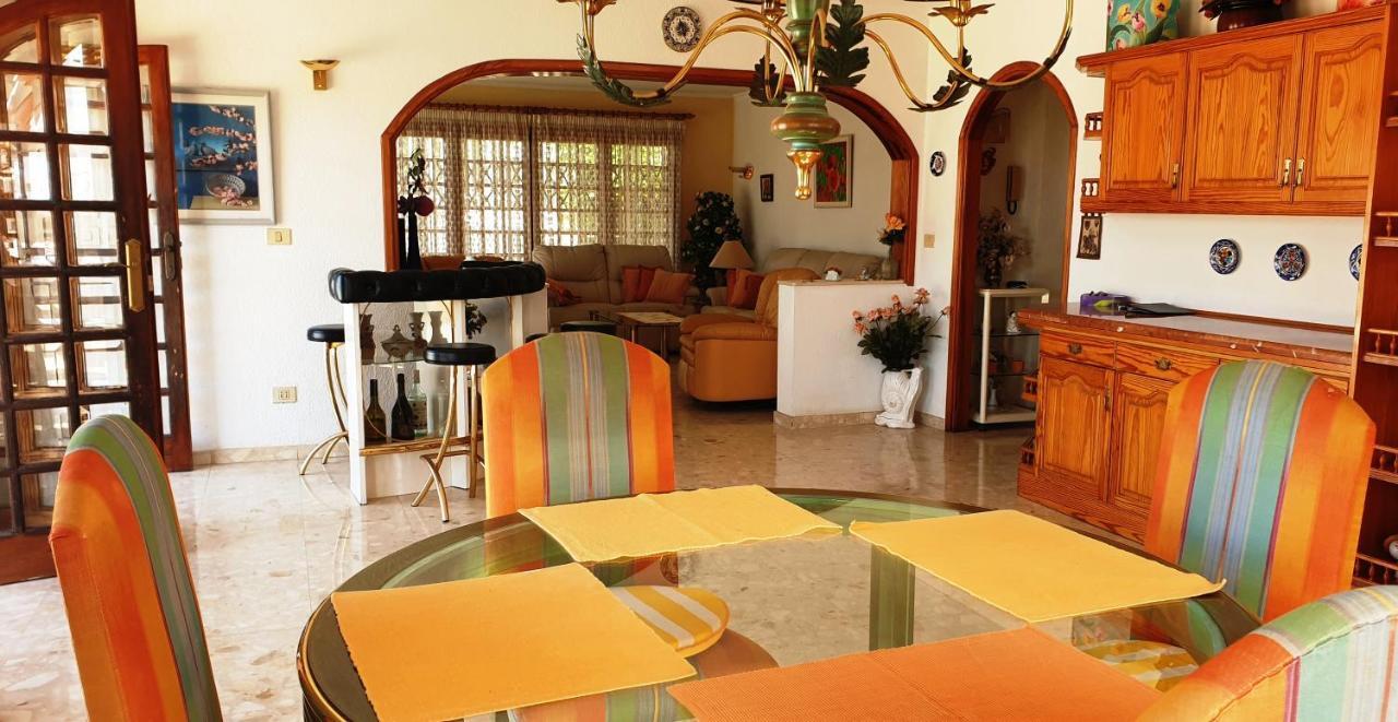 Sunny House With Private Pool And Sea View Villa Costa Adeje  Bagian luar foto