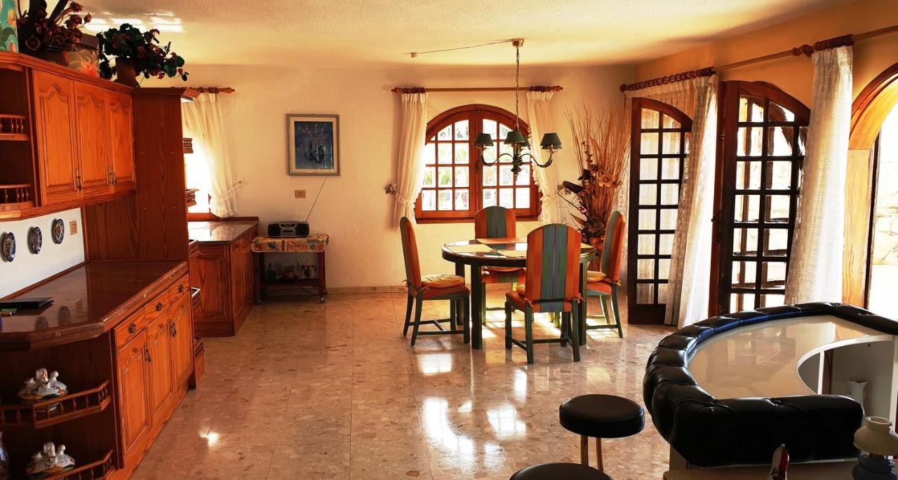 Sunny House With Private Pool And Sea View Villa Costa Adeje  Bagian luar foto