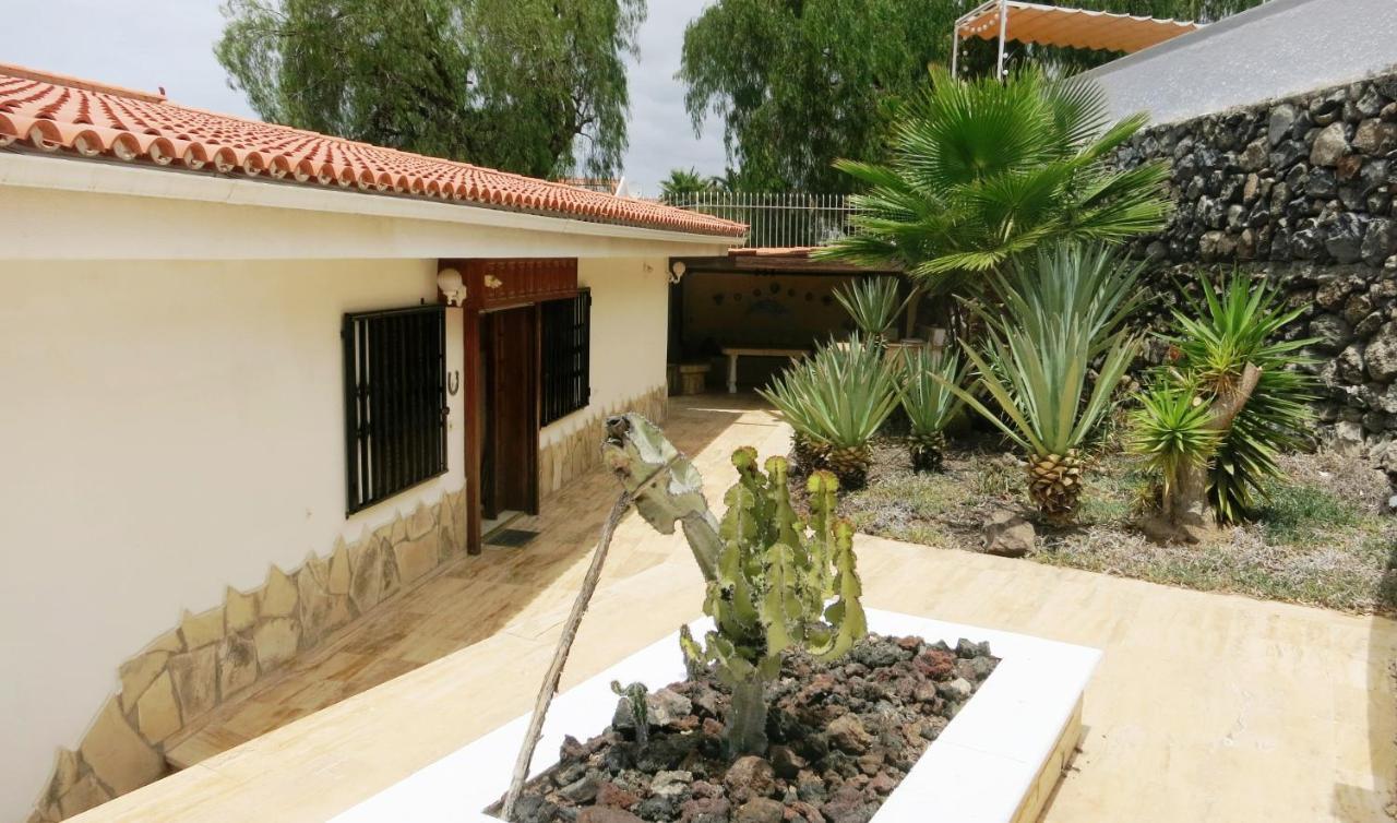 Sunny House With Private Pool And Sea View Villa Costa Adeje  Bagian luar foto